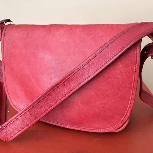 Vintage coach leather bags, used condition with signs of used all overs. - Picture 2 of 14